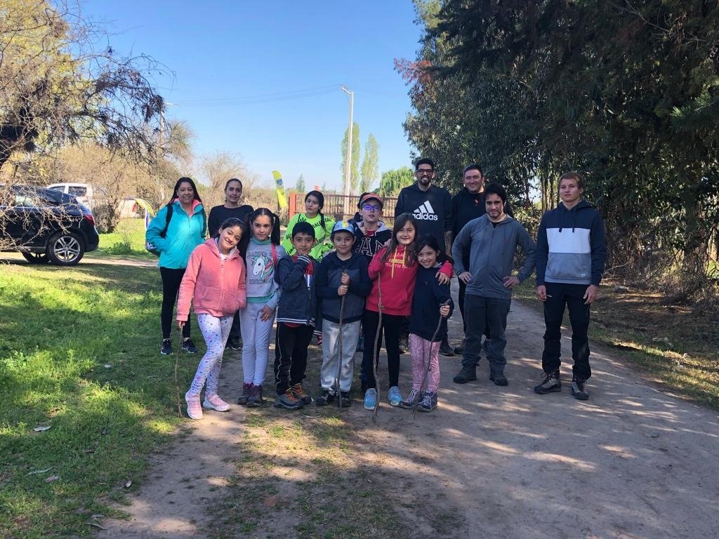 uncoefi's tweet photo. El pasado sábado 04 de octubre; se realizó con éxito Trekking para los pequeños de primer ciclo de nuestra comunidad Uncana.
Agradecemos a todos los participantes por el compromiso con la actividad!
#actividadfisicaalairelibre #aniversarioxxxSCU #trekking https://t.co/pmOaqkkDoF