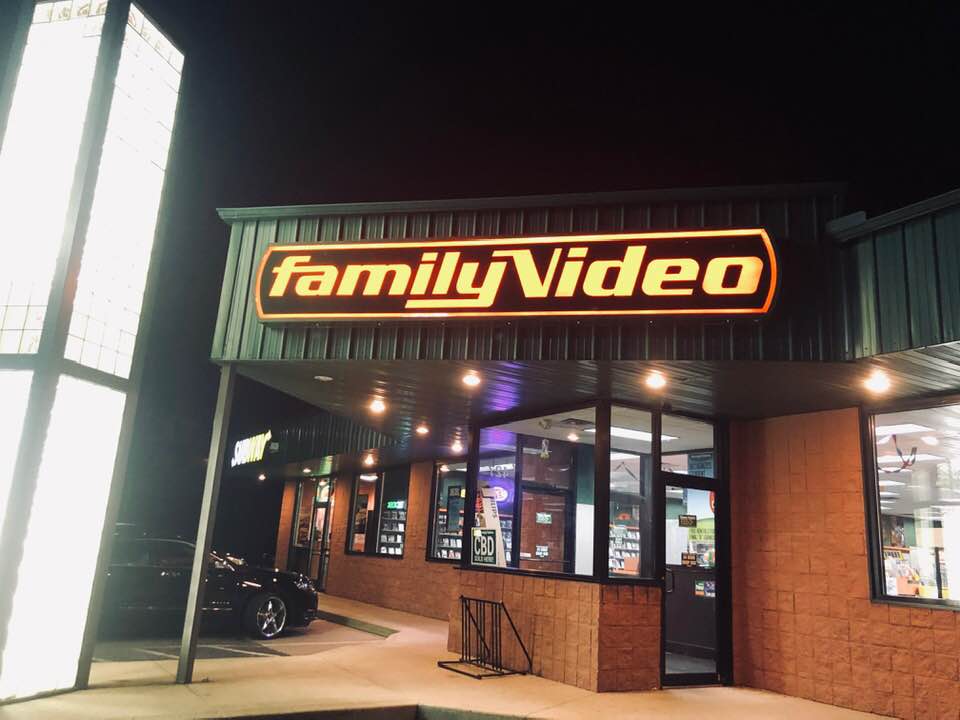 MrSign_PGH's tweet image. Here's a shot in the dark…of the illuminated sign that we created for Family Video!

#FamilyVideo #IlluminatedSign #LightedSign #BusinessSign #MrSign #Pittsburgh

mrsignpittsburgh.com/products.cfm?s…