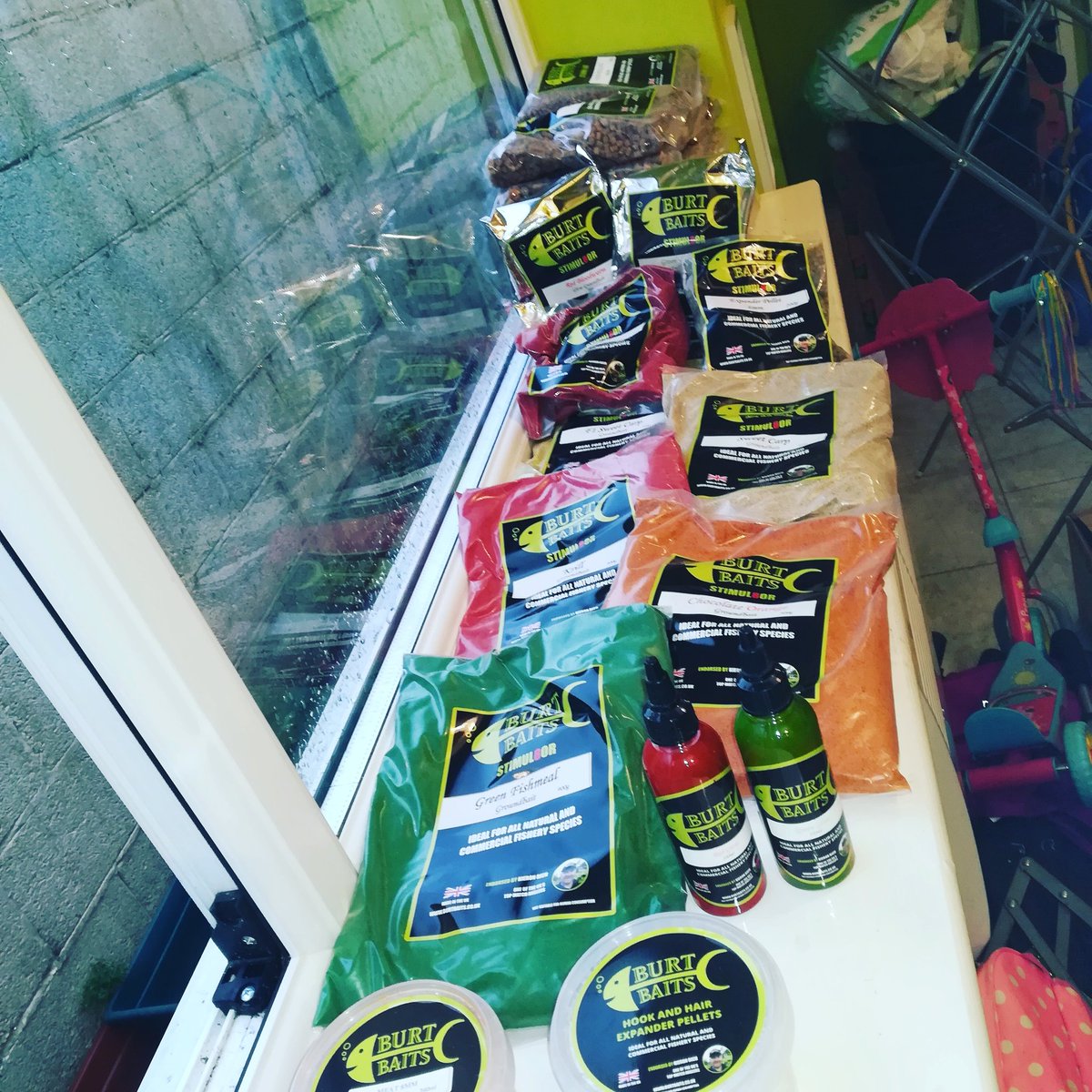 ANGLINGLADY's tweet photo. Delivery day! Yay! Can't wait to try my new baits out #burtbaits #fishing #matchangling #matchfishing #carp #roach #silvers #fishing #burts #groundbait #sex https://t.co/BOR5fdf4Ny