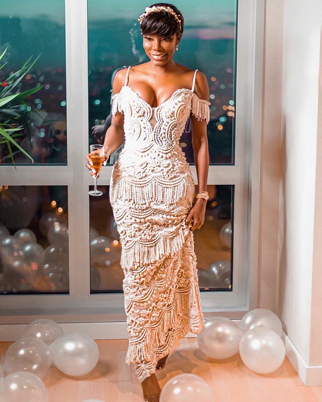 •BIRTHDAY GIRL 🎊🎊🎊
• •Repost via @og_styletemple ———————————————————————— Normally I would do a whole speech about birthdays and how (in)significant it is...sprinkled with some emotional anecdotes but for some weird reasons I don't feel like writ… ift.tt/329e9zV