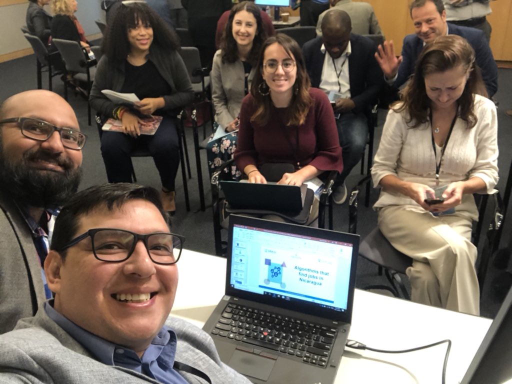 jmsanchez1977's tweet photo. Great discusiones and sharing on Artificial intelligence for your positive Development - my Co presenter @ayankishore Director, @1977Creative Lab and received a great supported from @janzzjobs #m4Edchat #ThinkCreative @aprendoyempren2 innovating The most yo serve AtRisk youth https://t.co/bIeNQjK5OB