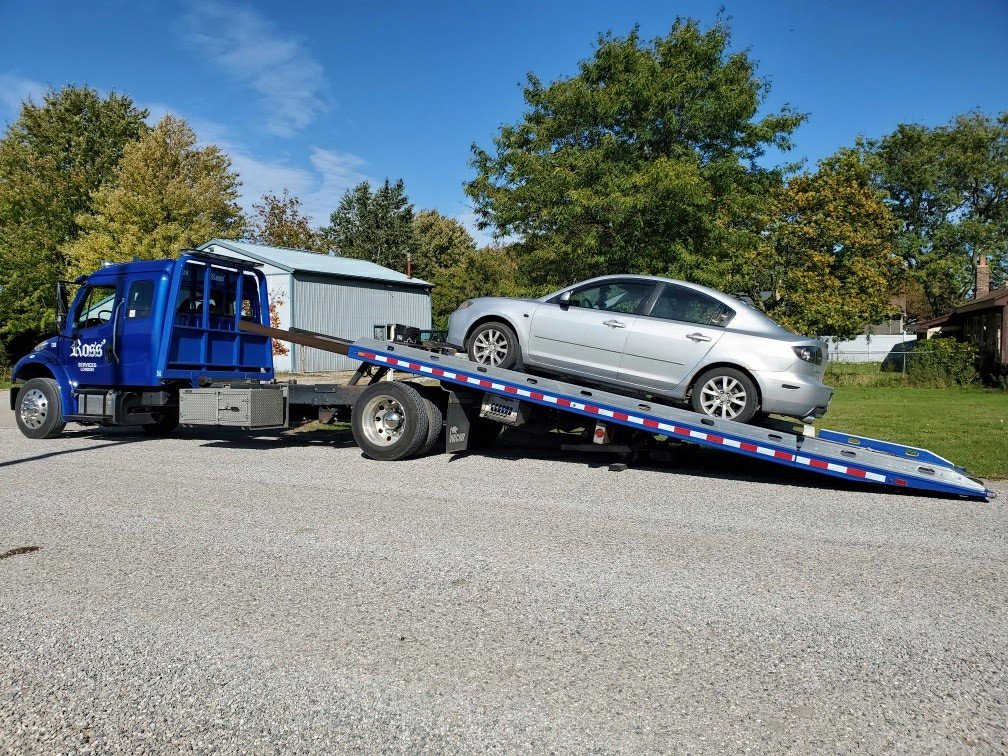 lpsmediaoffice's tweet photo. This morning one of our TMU officers caught this #ldnont driver travelling 131km/hr in a posted 70km/hr zone on Wellington Road South near Westminster Drive. He was charged with Racing/Stunt Driving, his vehicle was impounded and his licence suspended for 7 days. #lpstraffic https://t.co/26j2MZVubz