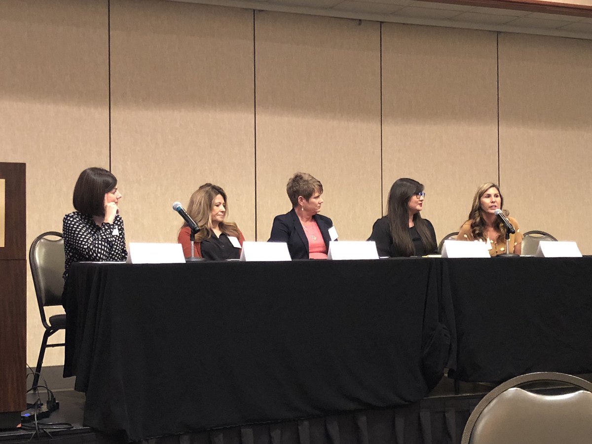 <a href="/KentuckyPCA/">Kentucky Primary Care Association</a> members Phyllis Platt of Shawnee Christian Healthcare Center and Megan McMillin of <a href="/CumberlandFMC/">FamilyMedicalCenters</a> talking about opportunities and challenges for expanding school health services.