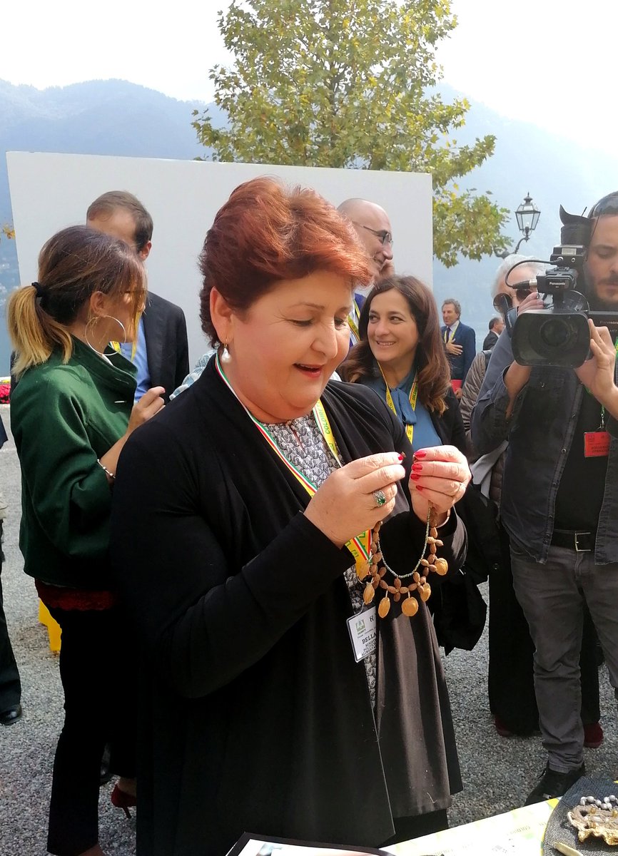 TeresaBellanova's tweet photo. Sono convinta che momenti come il #ForumColdiretti aiutino a costruire insieme una strategia efficace per il settore. Le nostre aziende si mettono in gioco ogni giorno, sosteniamole, dando credito al loro impegno e investendo sul loro sviluppo. #Cernobbio
https://t.co/h0vSzwiJ2u https://t.co/aRHe2dAM4X