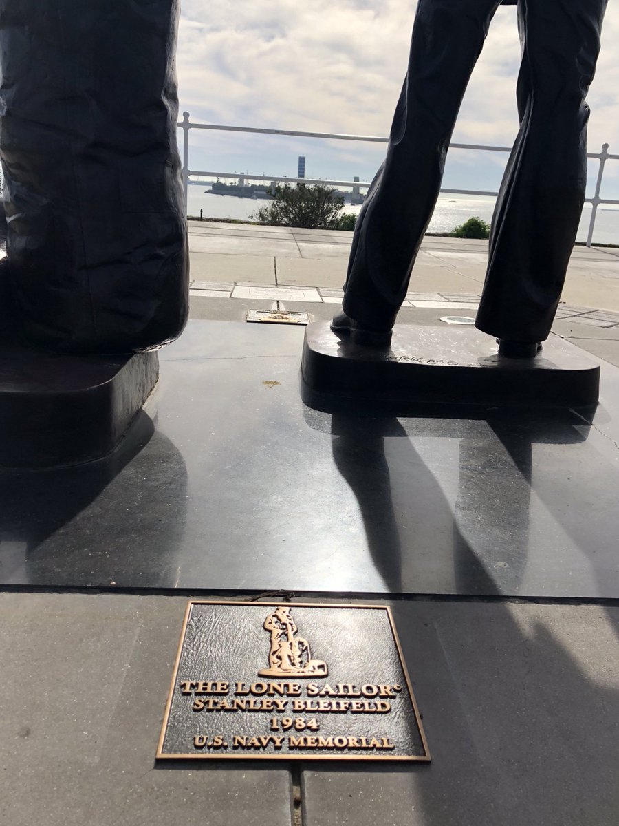 US Navy Memorial tweet media