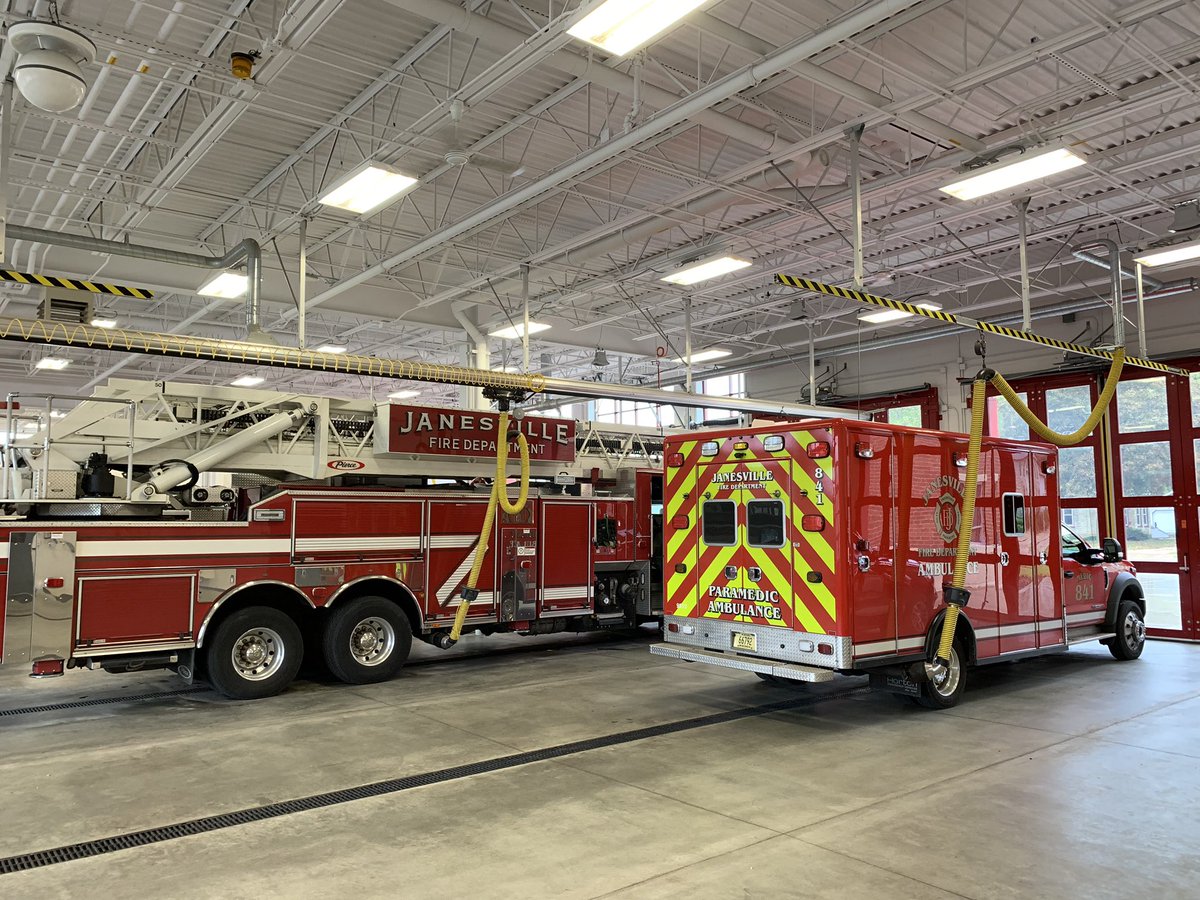 ErnieRhodes03's tweet photo. Ready! #integrity #respect #pride #service 
Yes, that is @City_Janesville Fire Department https://t.co/Mpf5wgYNLi