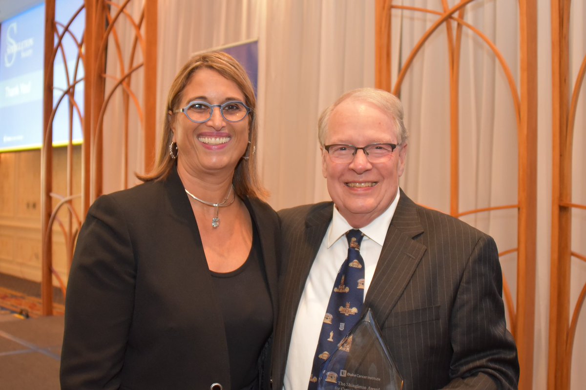 DukeCancer's tweet photo. Congratulations to Joseph Moore, MD, on receiving the 2019 Shingleton Award for Caregiver Partnership. #OnTheShouldersOfGiants #FutureOfCancerCareNow #ShingletonSociety https://t.co/eAuasdTDjn