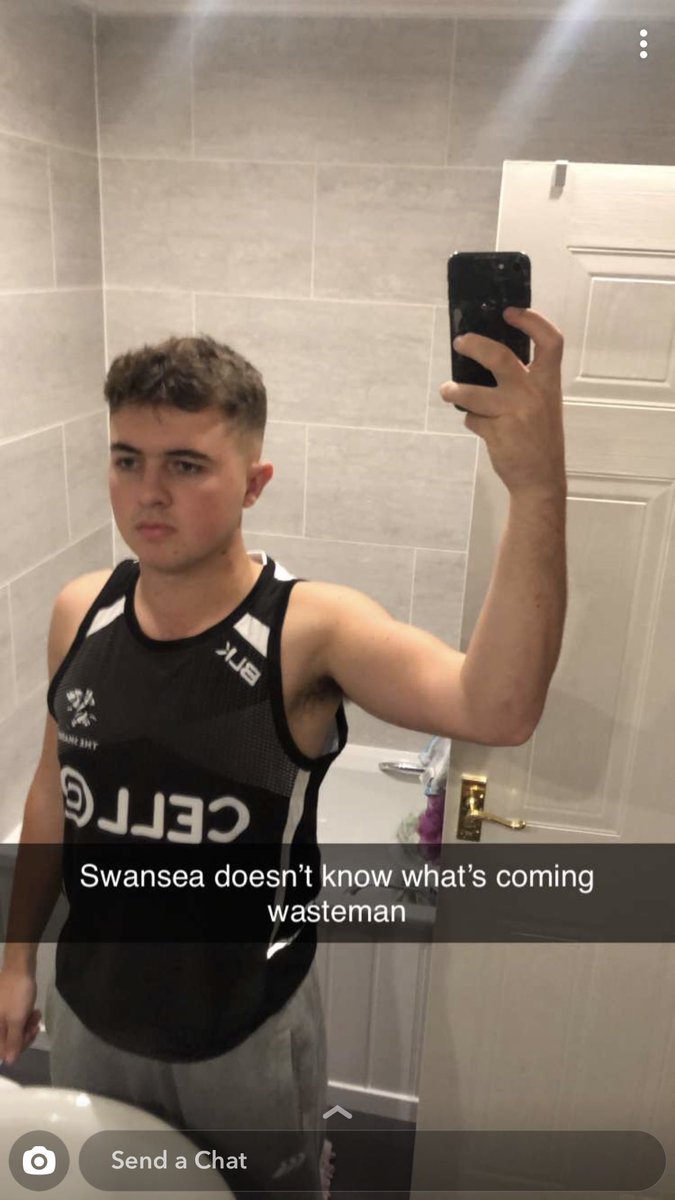 FcStadden's tweet photo. If anybody sees this bloke in Swansea tomorrow Jjst to let you know he is a massive Cardiff and he loves a scrap with jack supporters #jackcunts https://t.co/aZB0XBXBOY
