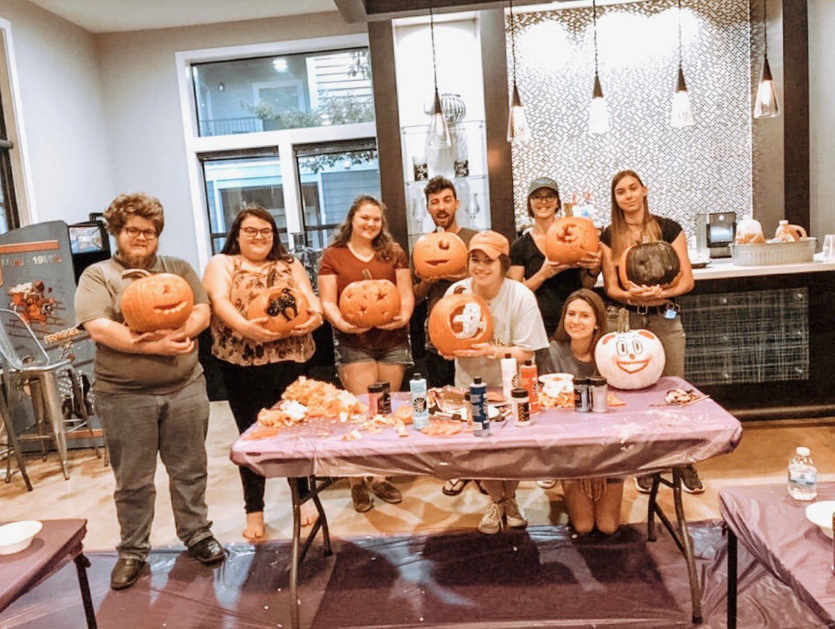 VilleConnection's tweet photo. Thank you to everyone who came out last night! The pumpkins turned out {spook}tacular!! 🎃
•
•
•
•
#SHSU #TheConnectionSHSU #LiveStudyConnect #LoveWhereYouLive https://t.co/Sn7i2QfiPR