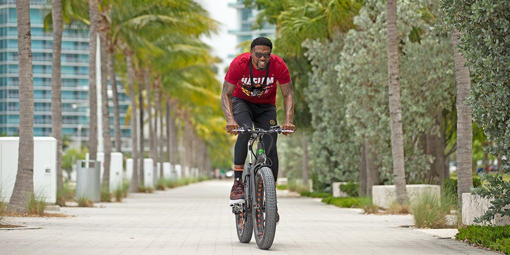 besebikeusa's tweet photo. Riding into the weekend like.... a CHAMPION 🏆 https://t.co/ad9bxXklap @ThisIsUD https://t.co/3dHcwEjEDH