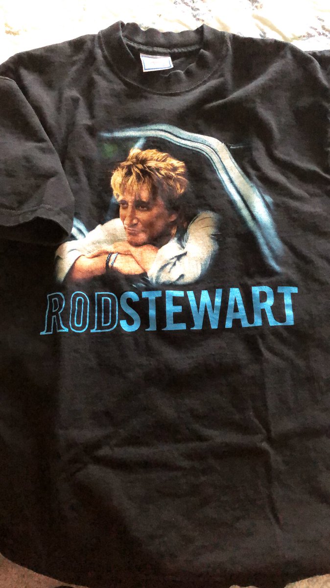 Hey <a href="/SelfHelpFest/">Self Help Fest</a>, see you tomorrow! 4:45 set time! #Rod