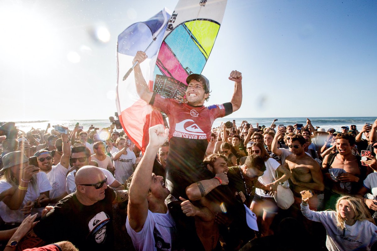Toutes nos félicitations a Jeremy Flores 🇫🇷 vainqueur du Quiksilver Pro France 2019 🙌🏻
📷 WSL