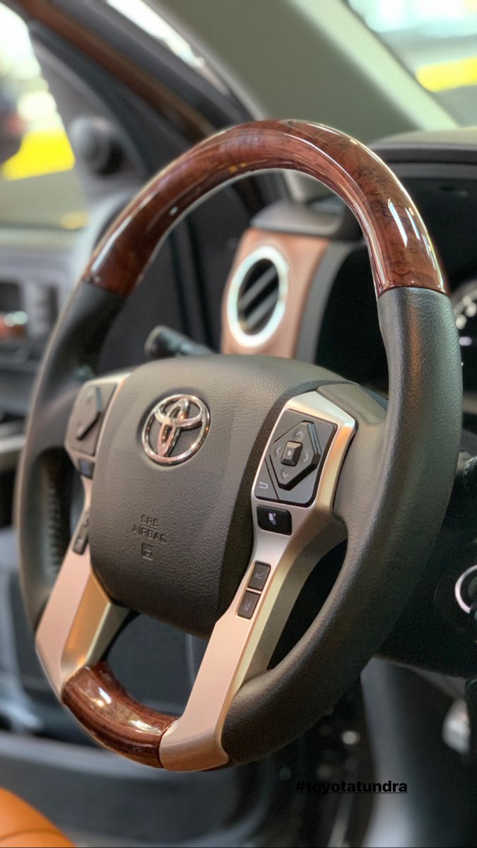 GalsWander's tweet image. Boots &amp;amp; #Toyota Pick up Trucks.  Now all I need is some #Sugarland #Whiskey to make this perfect. Off to Talladega! @Toyota @SugarlandsShine #Talladega #Nascar #WhereGalsWander @TalladegaSuperS