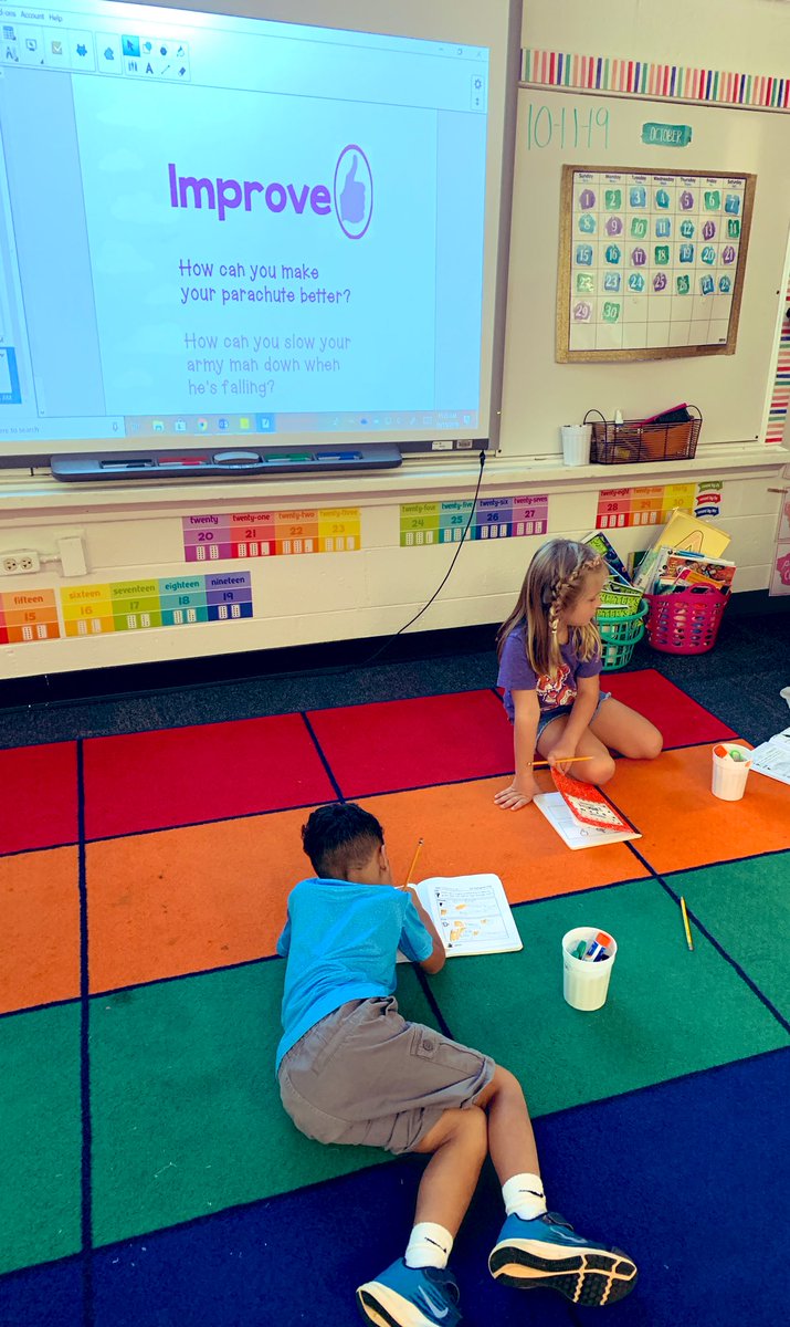ColemanCrewKSE's tweet photo. Building parachutes for our first STEM day of the year! Smyrna Fire Department even came out to test our designs! 🤗🚒 #stemdayisthebestday https://t.co/jwDoUojNW5