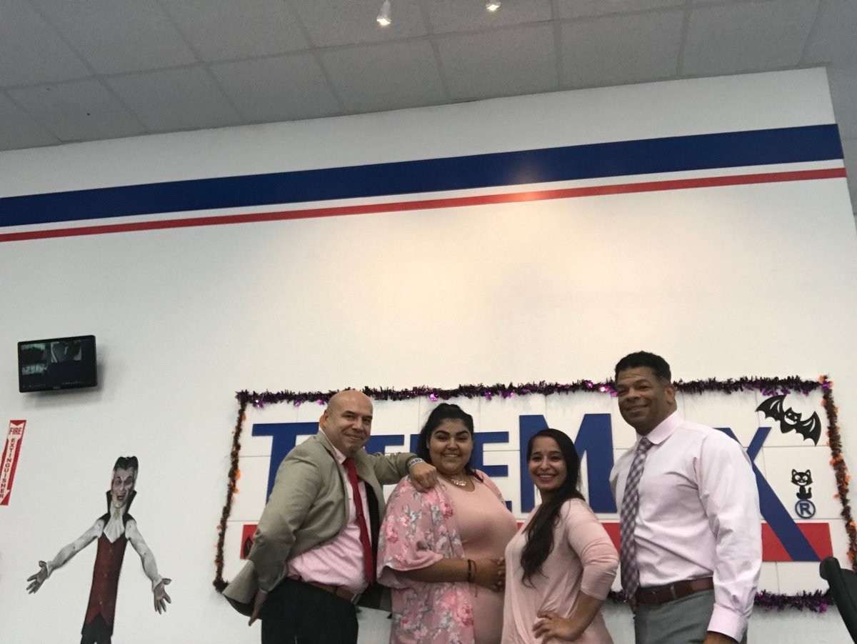 Supporting Breast Cancer Awareness w/Gabe and Team SA9.  #TMXcares <a href="/TMXCompanies/">TMX Companies</a> <a href="/AlheliZu/">Alhelí Zuniga</a> <a href="/dwaltersla/">Daniel Walters</a> <a href="/TheAlanWagner/">Alan Wagner</a> <a href="/gonzrepocc/">Randal Gonzalez</a> <a href="/SMartinez2448/">Subjectline</a> <a href="/tim_pears/">Tim Pearson</a>