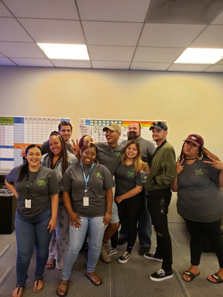 Having an awesome Customer Service Week!!!!!! #CustomerServiceWeek2019 <a href="/loo_lewis/">Louie Lewis</a> @IamJosephL #CerritosPride