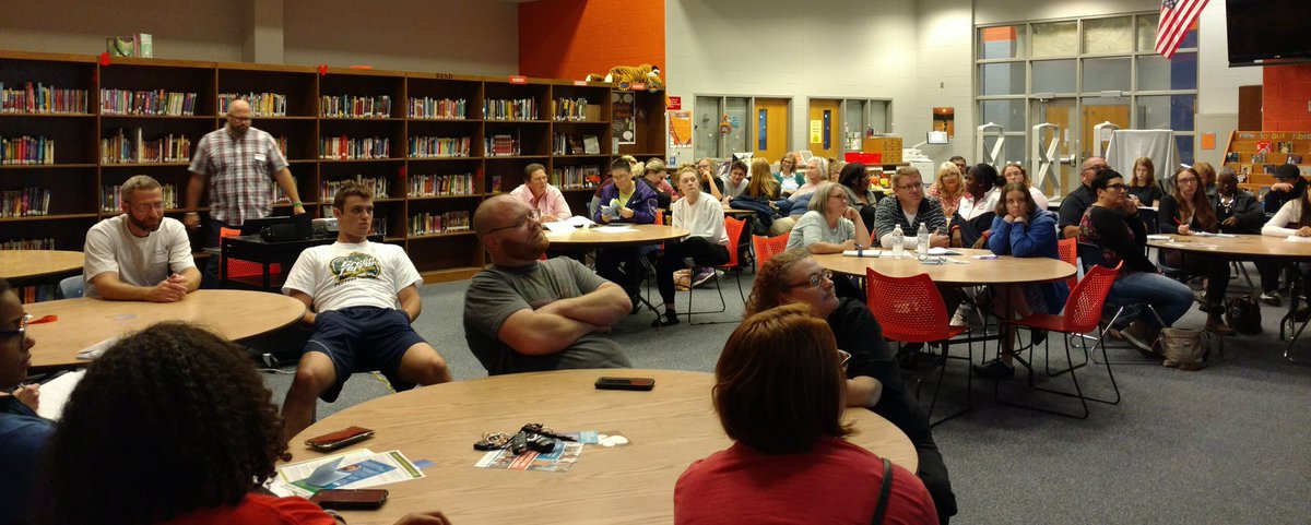 Lisa Morris tweet media