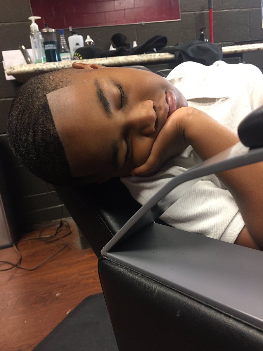 backend_fades's tweet photo. Backend Fades🔙🔚
3025  South Fwy 
Fort Worth, TX

📸 IG: @backend_fades 💈

#FortWorth #Texas #BarberShop #TalentHands #BlessedHands #HairCuts #BackendCutz #BackendShop #BarberHub #BarberTV #TXBarber #BoldFade #SwipeLeft #FortWorth #Texas #Wahls1919 #Cordless #WahlShaver https://t.co/19s6j5QRO4
