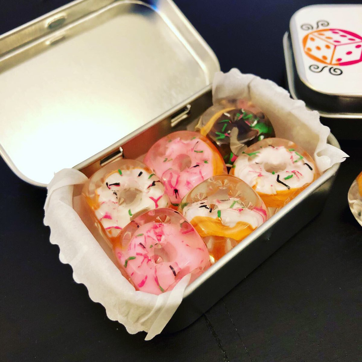 evergreenburrow's tweet photo. 500 follower giveaway time! As a thank you to everyone who’s joined me on this dicemaking journey this far, I’m giving away one set of my Dungeon Donuts!

Rules:
✨gotta be following me
✨reply to this tweet with your favorite dessert!
✨do something nice for someone in your life https://t.co/GEieeEVopl