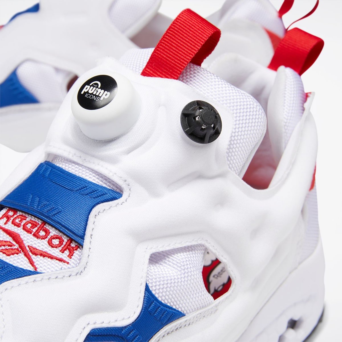  #DAMI in  @Reebok’s Instapump Furys in white/collegiate royal/scarlet$280aud — only available in AU:  https://www.reebok.com.au/instapump-fury-original-shoes/FU9113.html #드림캐쳐  #이유빈  #다미  #dcsneakers