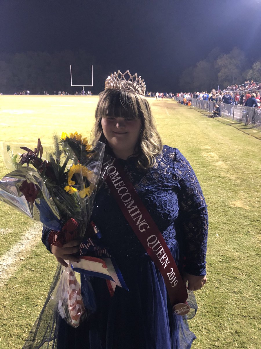 ECRaiders's tweet photo. Congrats to Chelsey Sexton our 2019 Homecoming Queen!!! https://t.co/48S0guoONl