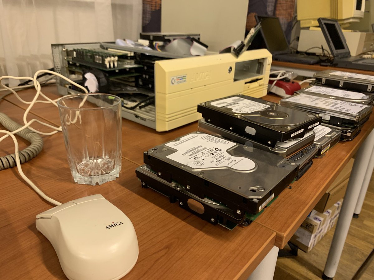 KutilDomaci's tweet photo. Late night @ @bytefestcz #bytefest2019 https://t.co/pPbW2WQ9Af