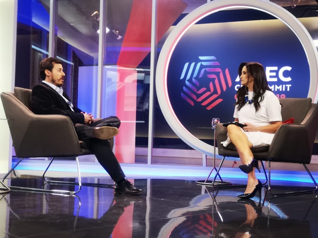 Hoy a las 22:30 horas por <a href="/CNNChile/">CNN Chile</a> un nuevo capítulo de #Negocios2050, el programa que aborda los temas claves de #APECCEOSummit2019. En esta oportunidad la conversación estará centrada en ciudades y energías renovables no convencionales.