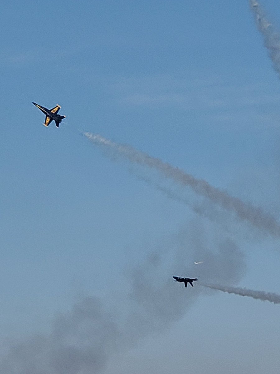 #NavyBlueAngels 
#FleetWeekSF