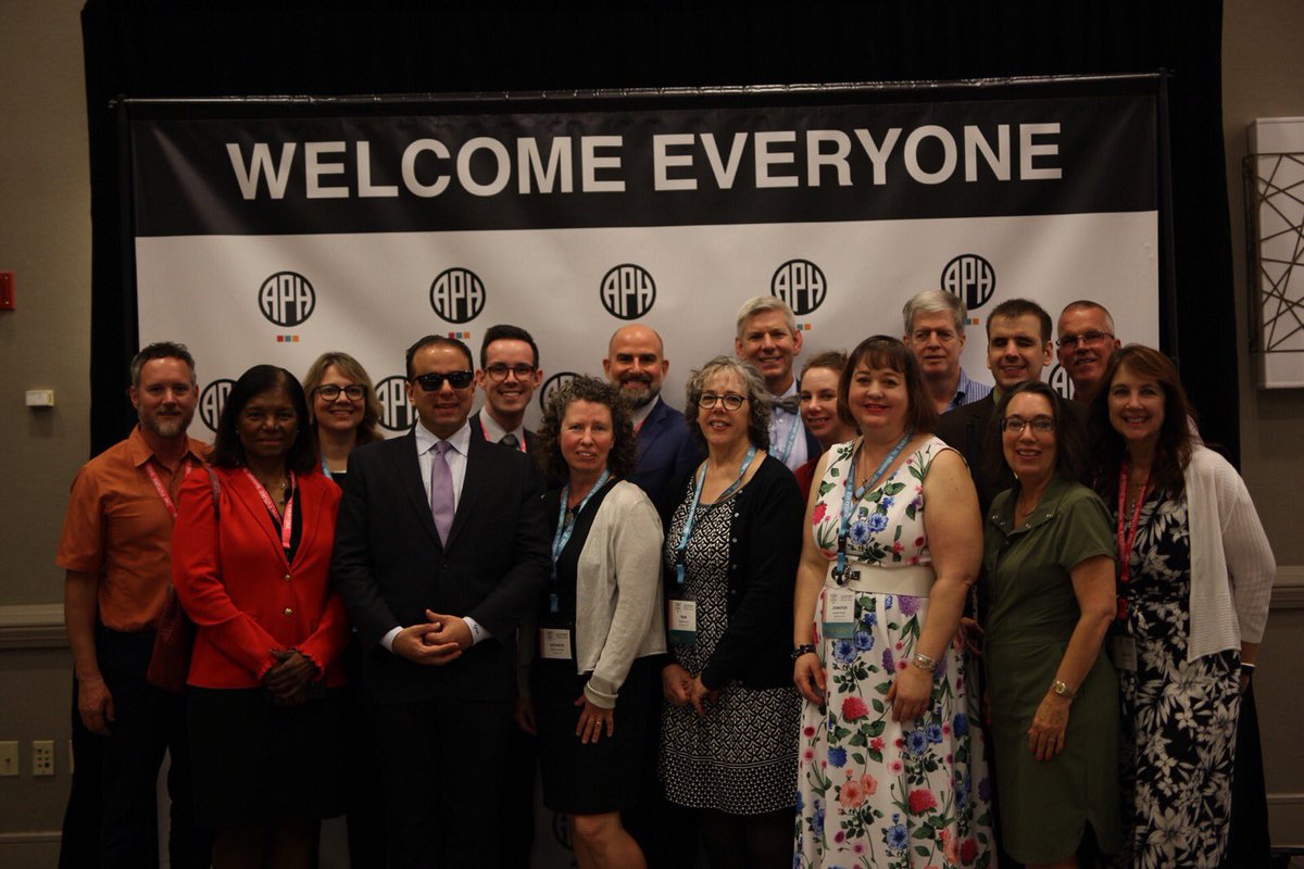 Sch4Blind's tweet photo. Washingtonians representing #leadership, #education, and #blindness proudly represented at #APH19 @cyrushabib @waltgov @Sch4Blind @AFB1921 @APHfortheBlind @TSBVI_News https://t.co/0iOzMt05qg