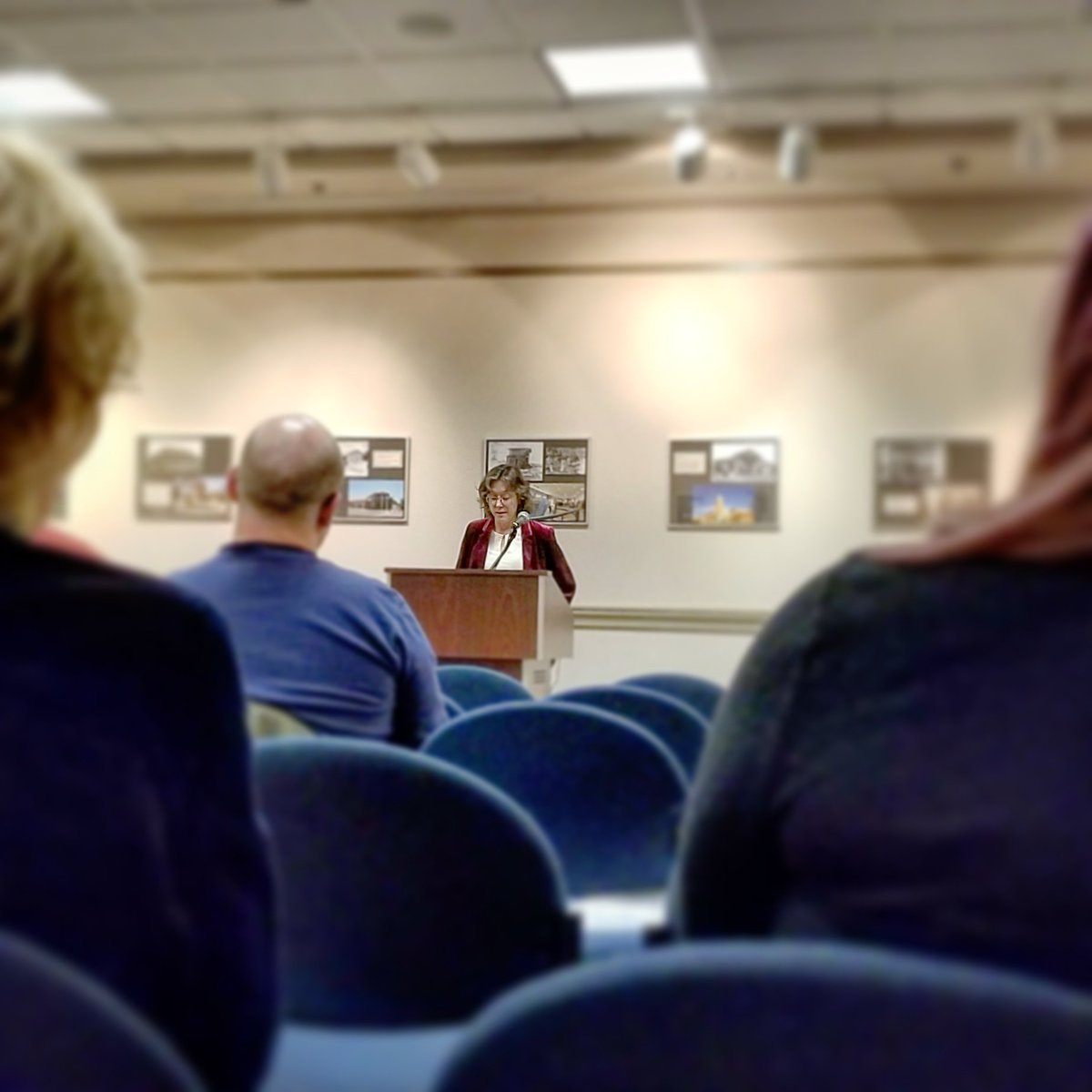 TexasTechLib's tweet photo. Session E (continued): "Outliers" Elizabeth Dodd - Kansas State University. #2019SowellConference https://t.co/DzXLeZvPr1