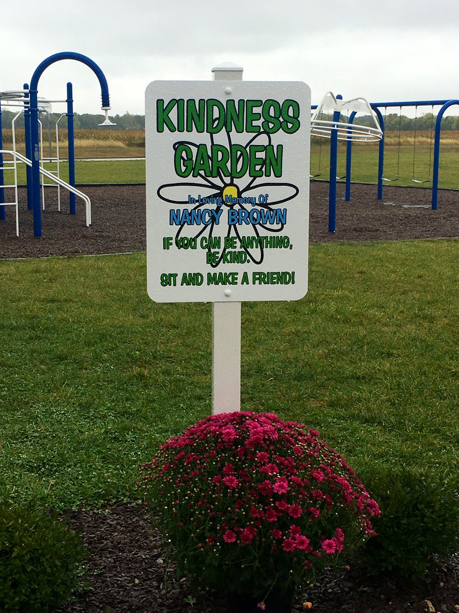 _MatthewCBrown's tweet photo. My heart is beyond full. I’m short on words of appreciation to @WYEPrincipal &amp; her loving staff &amp; PTO for this beautiful garden in my mom’s memory. You were her second family &amp; she’s rolling her eyes now at the attention you’re giving her. Thank you from my family to yours. ❤️ https://t.co/43hpnJTz2x