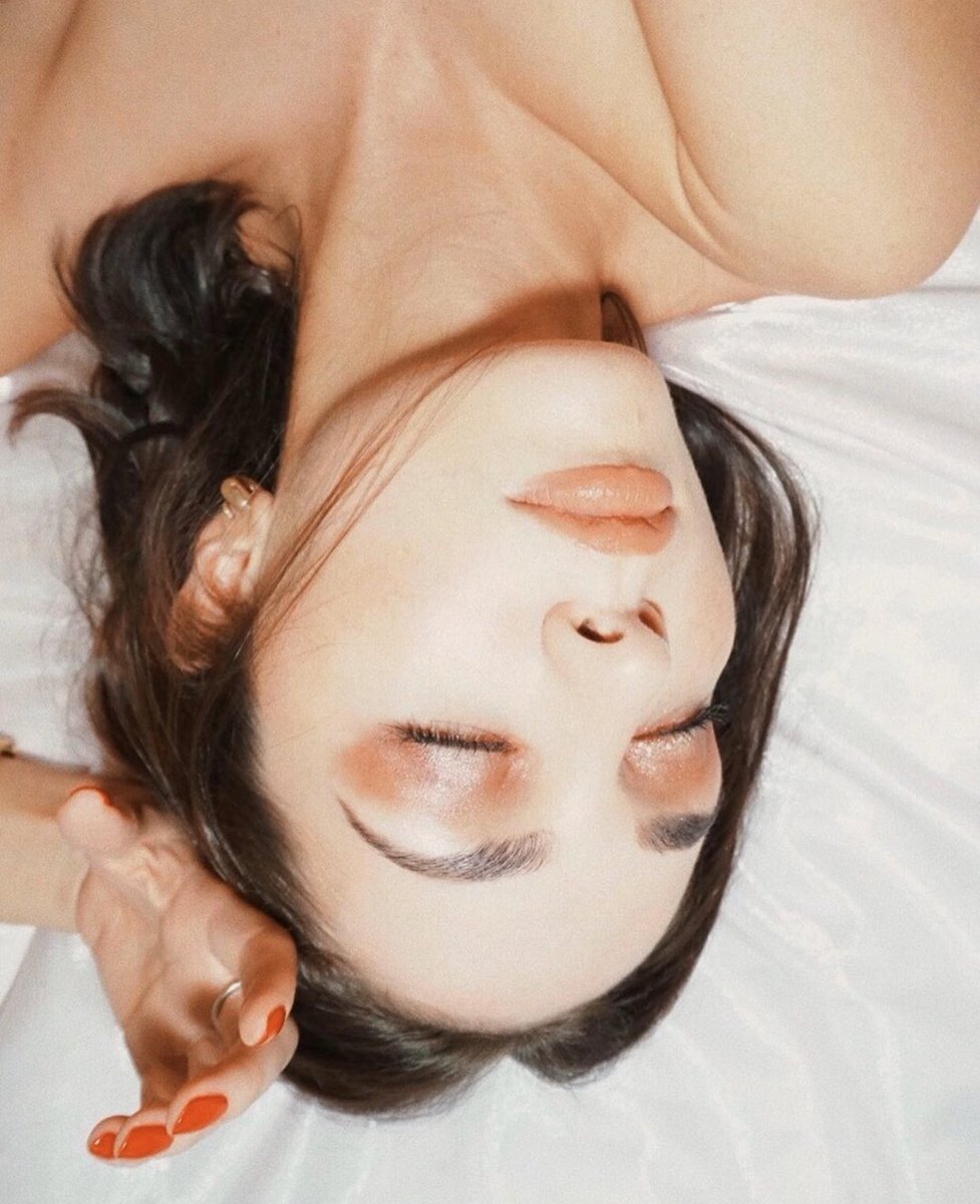 BodyographyCosmetics tweet media