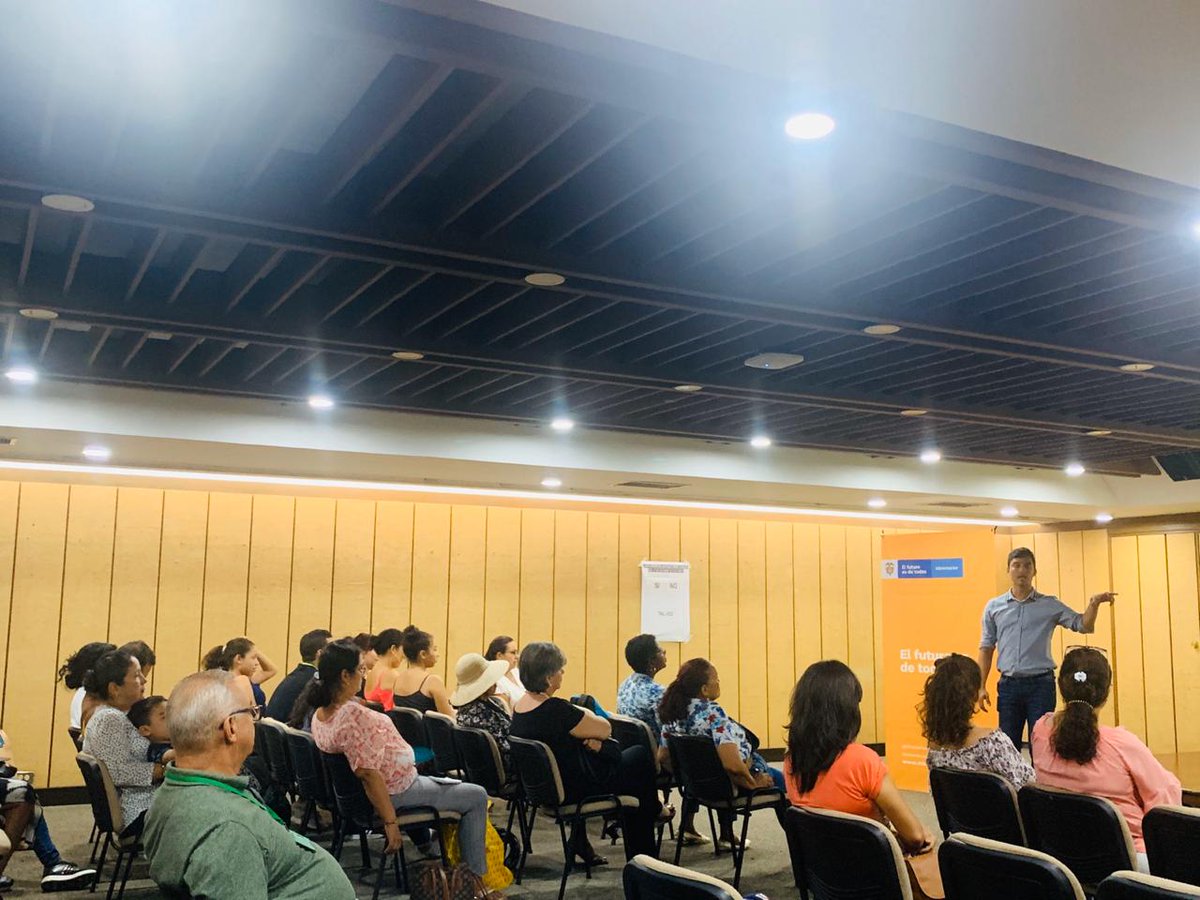 SomosCNPC's tweet photo. Socialización para confirmación del consejo municipal de participación ciudadana de #Girardot en el marco de la #SemanaDeLaParticipacion https://t.co/OrV0Yl2ngX