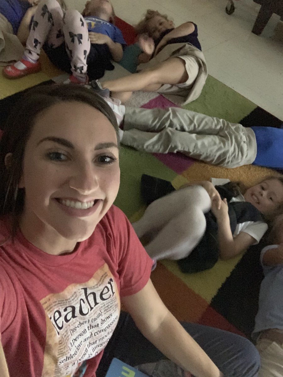 Emily Thomas tweet media