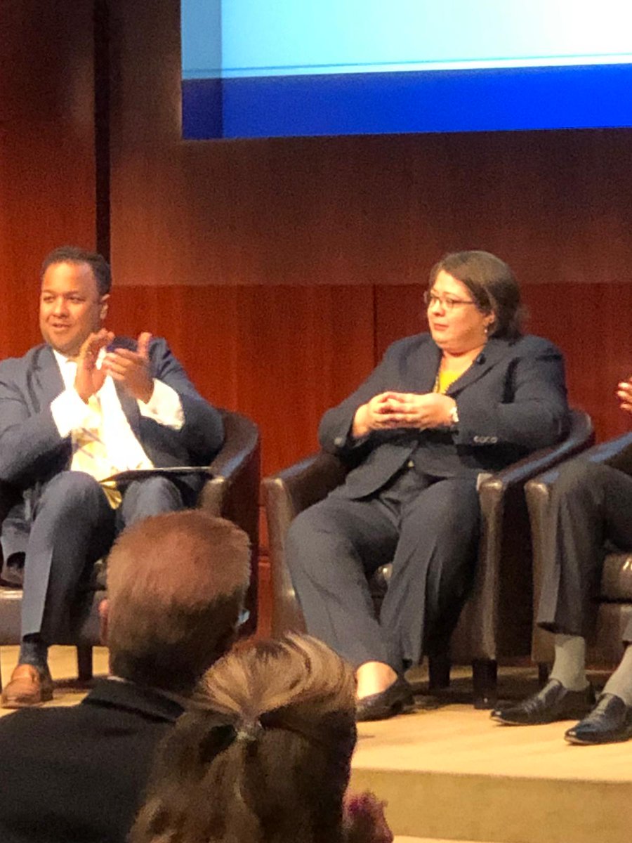 VDartInc's tweet photo. Such amazing accomplishments from @UPS @KrisOswold! #keeponinnovating #NMSDCConference #Day1NMSDC #WeAreVDart #WeAreNMSDC @NLD09 @VMTspeaks @StaceyJKey https://t.co/5R383ehi7Y