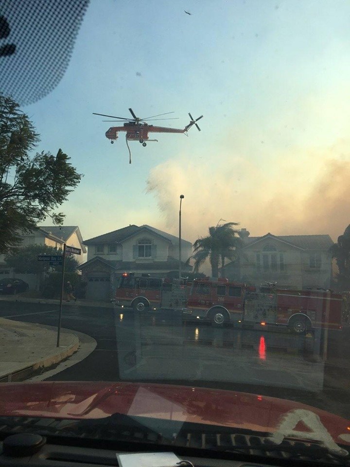 PFA809's tweet photo. Over 1,000 Firefighters from across Southern California including @PasadenaFD are on the front lines of the Saddleridge Fire. #SaddleridgeFire #CAFirefighters #CAFireFound #PasadenaFD #PasadenaGov https://t.co/WCHrnTDxSa