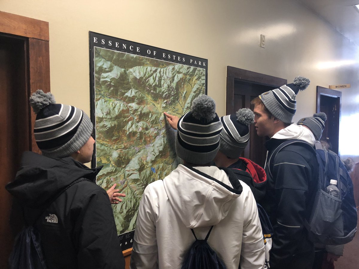 RuttenJoe's tweet photo. Students are getting oriented this weekend, not just in the park, but life!  Do you have a Map of Life developed? Students are developing Blueprint’s for Greatness as they #leadserveimpact w/ @mountmarty Benedictine Leadership Institute! #gamechanging https://t.co/dVRGWzA2DM
