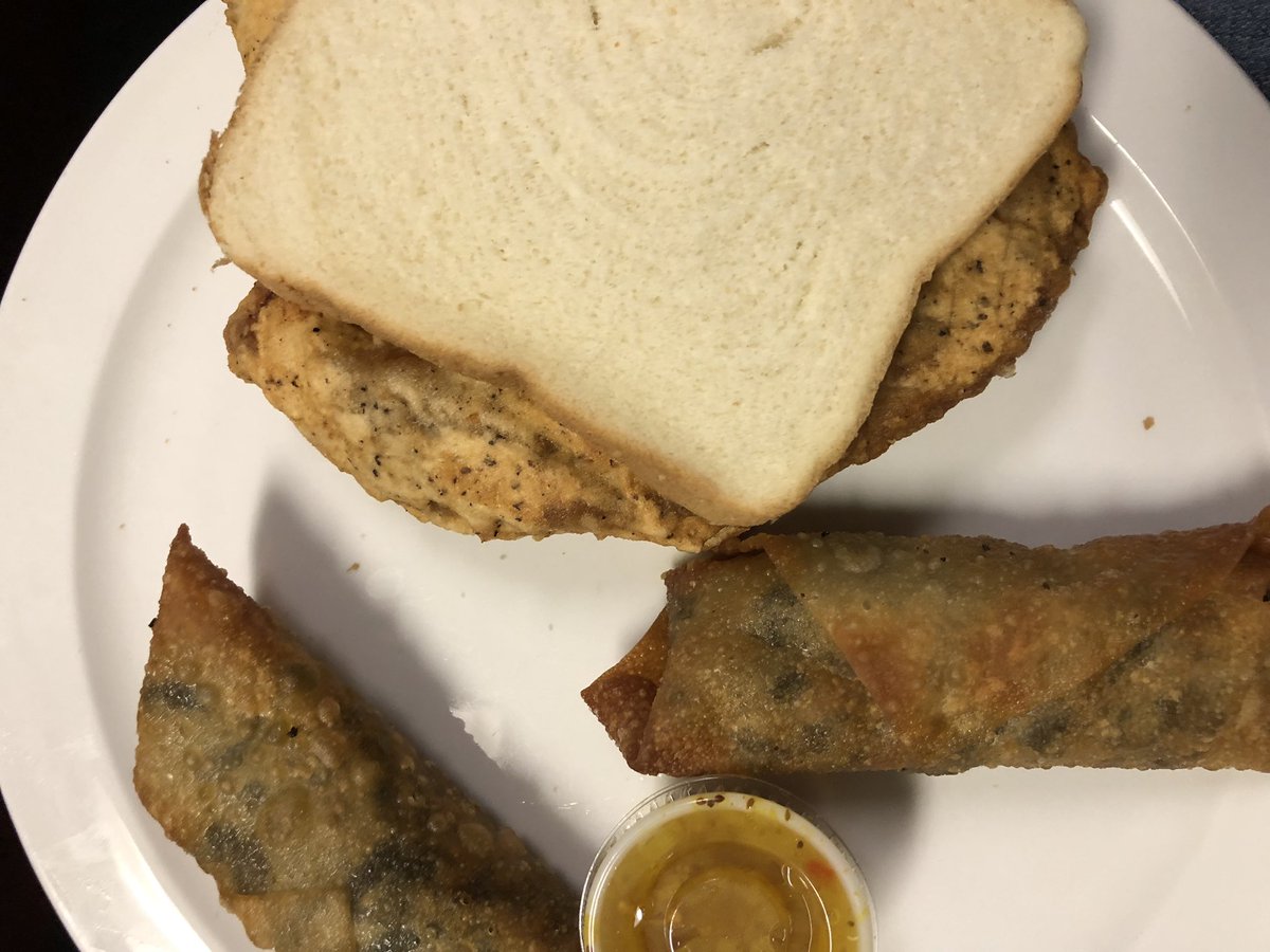 BethanyCutts's tweet photo. Thanks to @WaterPotential for the #collardwrap #protip and #rosie at #americenindianmothers for the real deal! Hope this is the beginning of a beautiful and yummy partnership. https://t.co/YZ0oTLMKf0