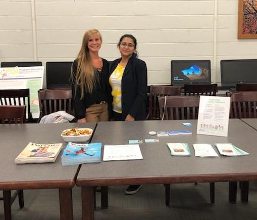 prny_pc's tweet photo. PRNY staff reaches out to each community we serve educating doctors in South Carolina, students at Stockton University and parents of Sussex County NJ #ChoosePT #PTDOS #PTMonth #ScoliosisAwareness #PhysicalTherapy #AIS #Scoliosis #SchrothMethod #ScoliosisSpecificExercises https://t.co/ucecC0ok7y