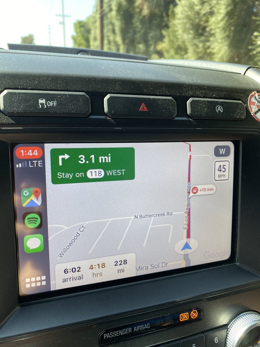 hcs_xc's tweet photo. On our way to Clovis. Took a bit to get outta town w/the fires. Praying for all the affected communities #Clovisinvitational #hcs1famiky https://t.co/3akXraix6s