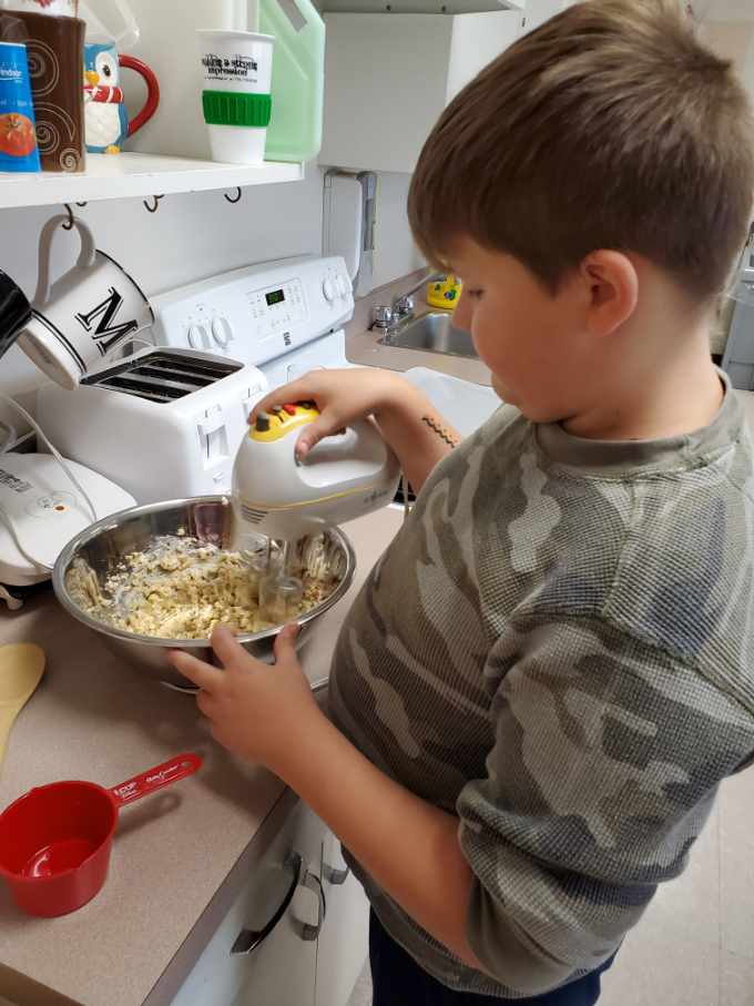 CherryHillSD75's tweet photo. Inclusive Support Life Skills Program. Friday coffee/tea cart &amp; school baked goodies. Making Friday's just that much better! https://t.co/1wsSv5V3kZ