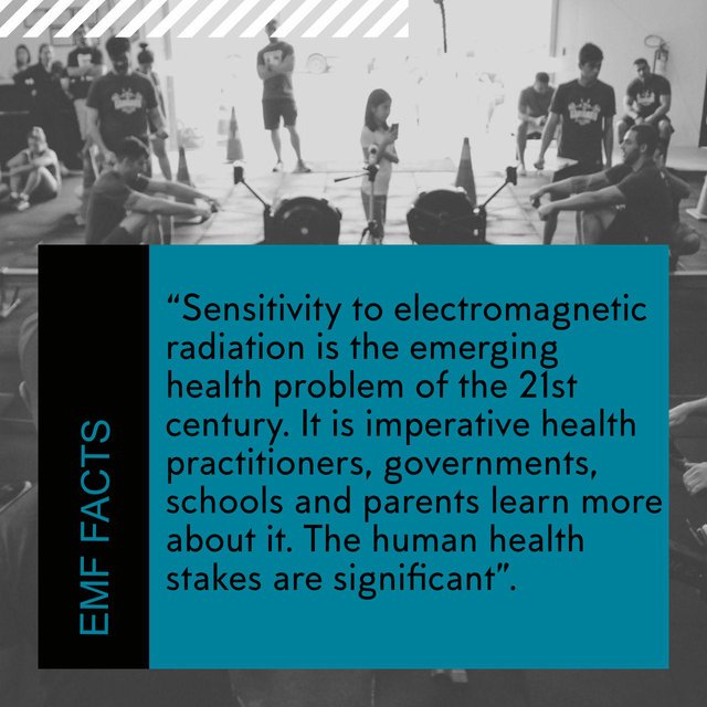 NOXTAK's tweet photo. William Rea, MD Founder & Director of the Environmental Health Center, Dallas Past President, American Academy of Environmental Medicine
#EMF #emr #electrosmog #nanotechnology #electronic #tech #health #noxtak #spirotech #spirotechnology #cleantech #cleantechnology #emffacts https://t.co/pyZiSoR91G