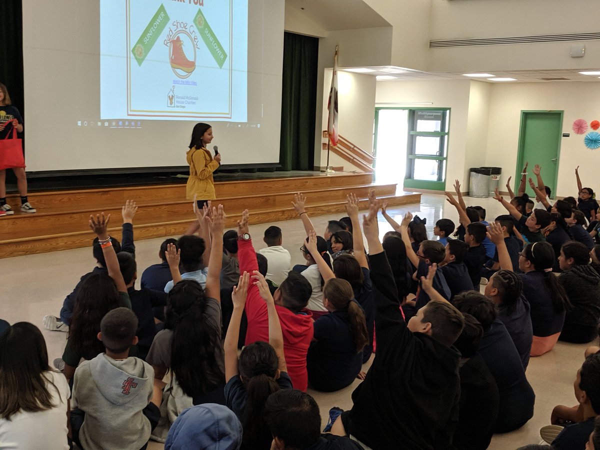 MarilynEDU's tweet photo. So proud of these student-leaders. Sharing the joys of the Ronald McDonald House in San Diego. Feel free to donate using the link below. A worthy cause for precious patients and families. ♥️ #FitLeaders #RedShoeDay  #ECESD https://t.co/6e3aItCupT