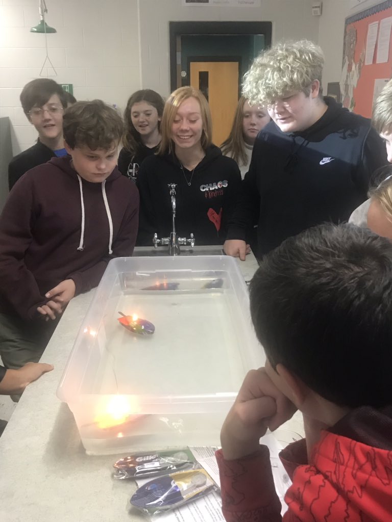 science_gms's tweet photo. The joy of learning was in my classroom today! #gmspride https://t.co/rqTtvoAkhG