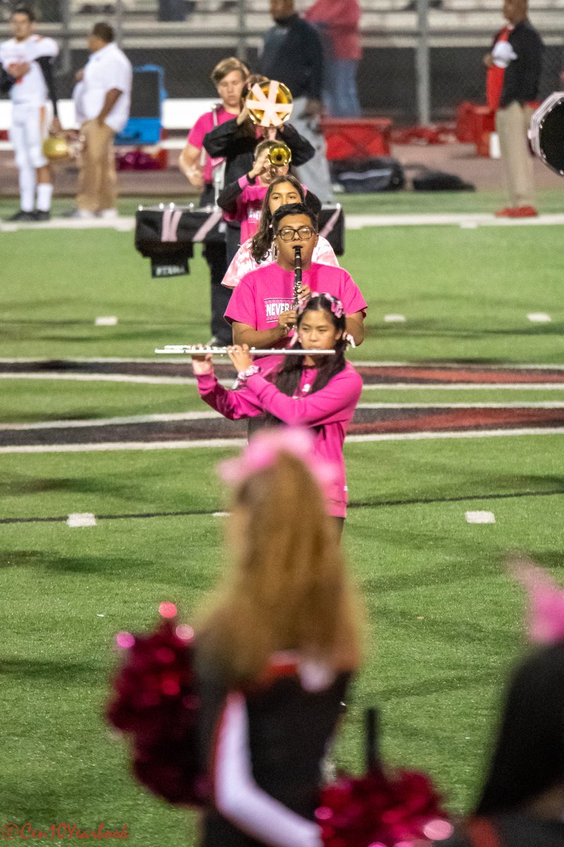 cen10yearbook's tweet photo. Cen10yearbook photographers capturing @Cen10Football @centennialhma @Cen10Cheer_Song and the @cen10_asb https://t.co/JJtEgoYLWz