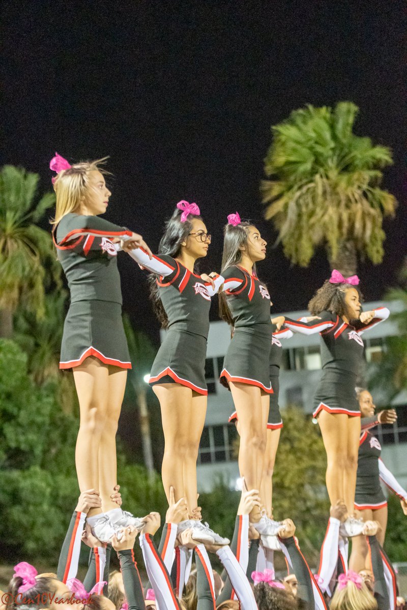 cen10yearbook's tweet photo. Cen10yearbook photographers capturing @Cen10Football @centennialhma @Cen10Cheer_Song and the @cen10_asb https://t.co/JJtEgoYLWz