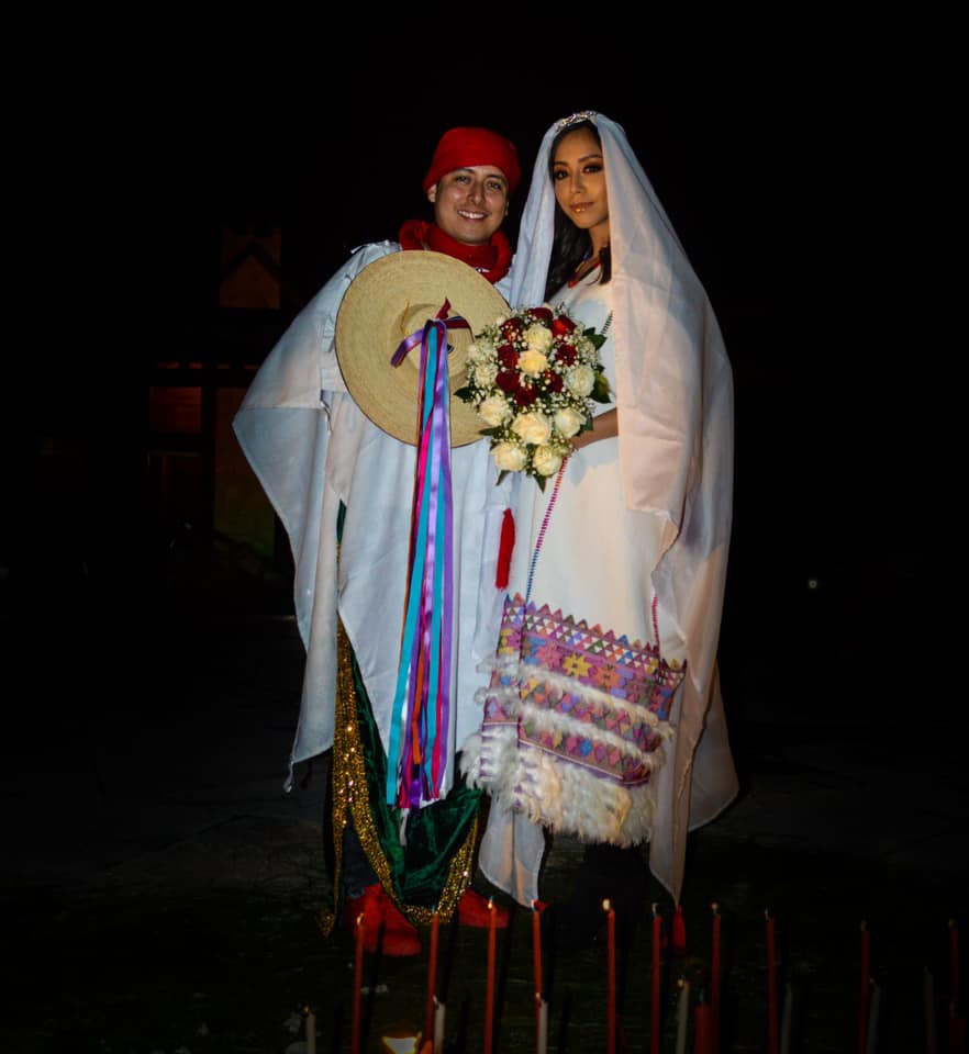 Sectur_Chiapas's tweet photo. Con la representación de una boda al estilo Zinacantán concluyó el Viaje de Familiarización “Chiapas Romántico 2019” que realizaron especialistas en organización de bodas y eventos de Puebla. #AbcChiapas #AbcPuebla #chiapasromatico #famTrip2019 #bodasAbc #EspírituDelMundoMaya https://t.co/DJUfAeGTej