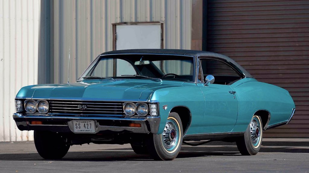 mecum's tweet photo. Time to make another choice 🤔 Which car are you taking in today’s #4OnTheFloor?

▪️Dodge Hemi Challenger R/T
▪️Chevrolet SS 427
▪️Aston Martin Vanquish
▪️1Pontiac GTO

We will announce the winner during tomorrow’s show on @NBCSports!

#MecumVegas #Vegas #Mecum #WhereTheCarsAre https://t.co/ooGsohOfVT