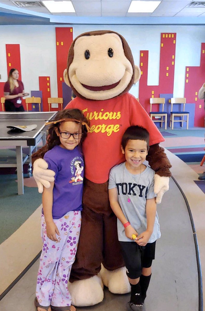EganAngi's tweet photo. Loved visiting with families and staff at Ronald McDonald house today! Thanks @HMHCo and the Denver team for organizing this event! #hmhproud https://t.co/AveYhfP4lP