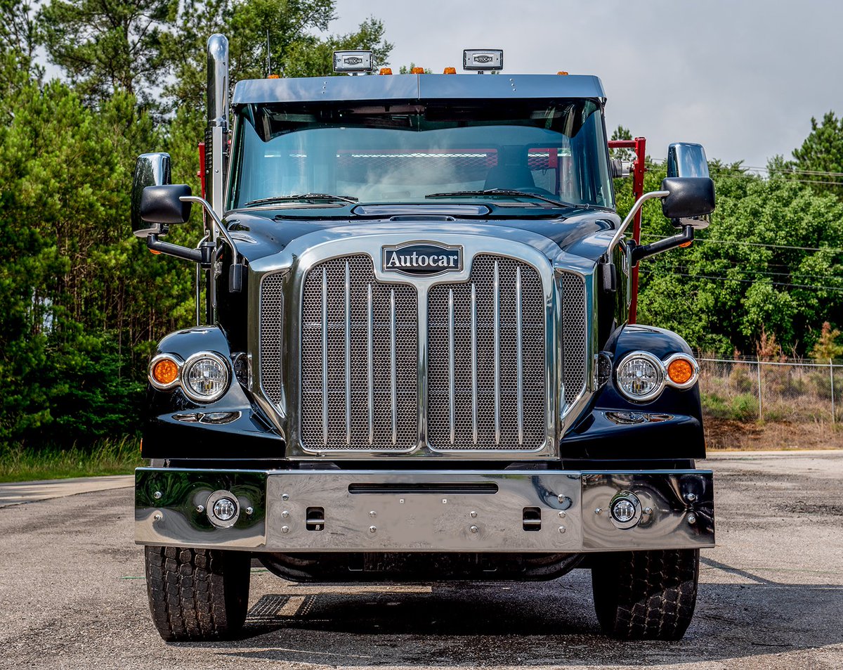 AutocarTruck's tweet photo. The all-new Autocar DC-64. #FrontEndFriday #Badass #AutocarDC #AlwaysUp https://t.co/V3eoT8tQCY